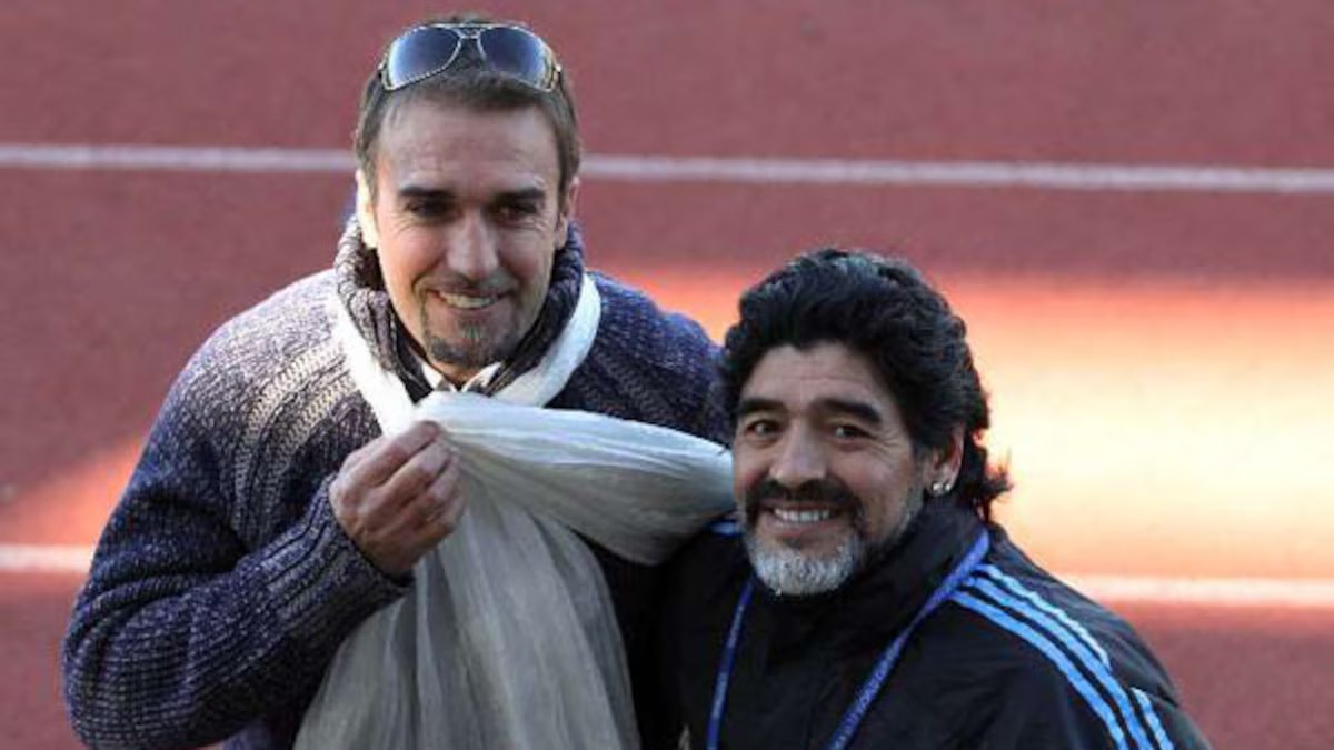 Batistuta culpa a todos por la muerte de Maradona