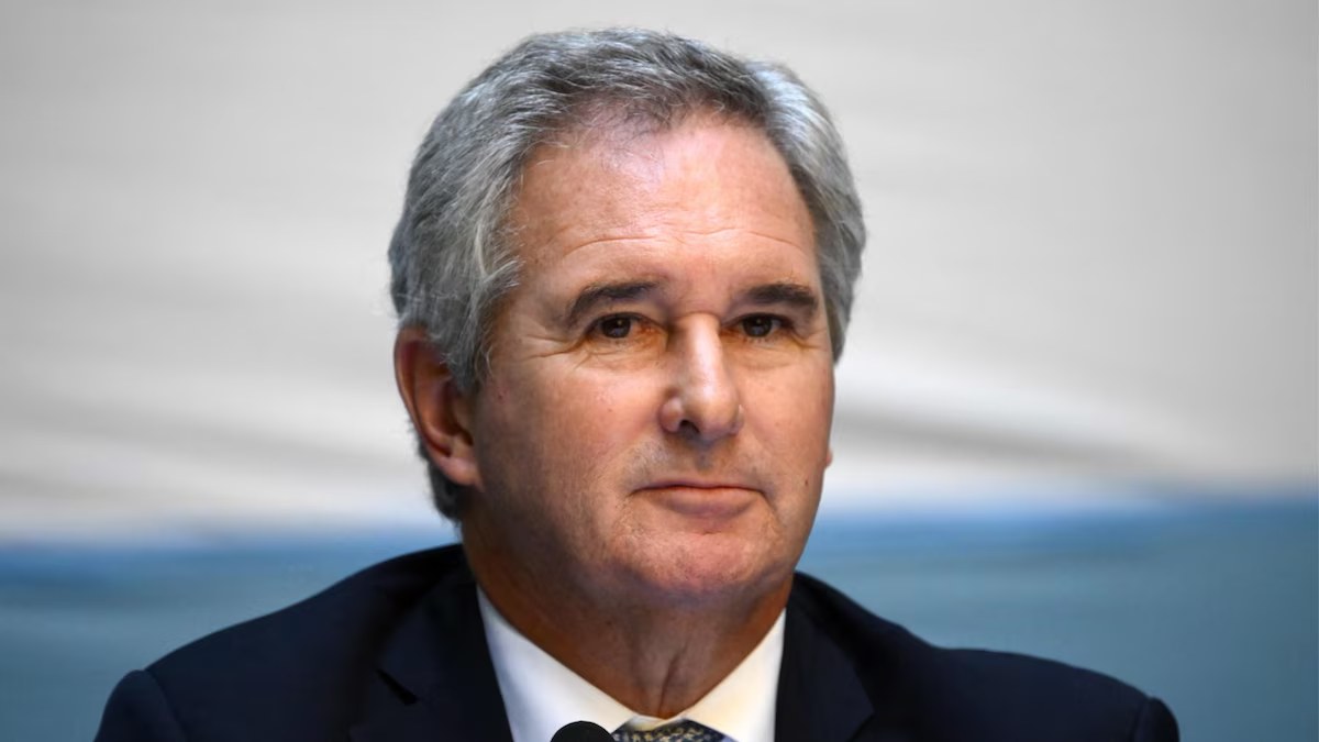 La Cancillería se mueve en silencio por Páez