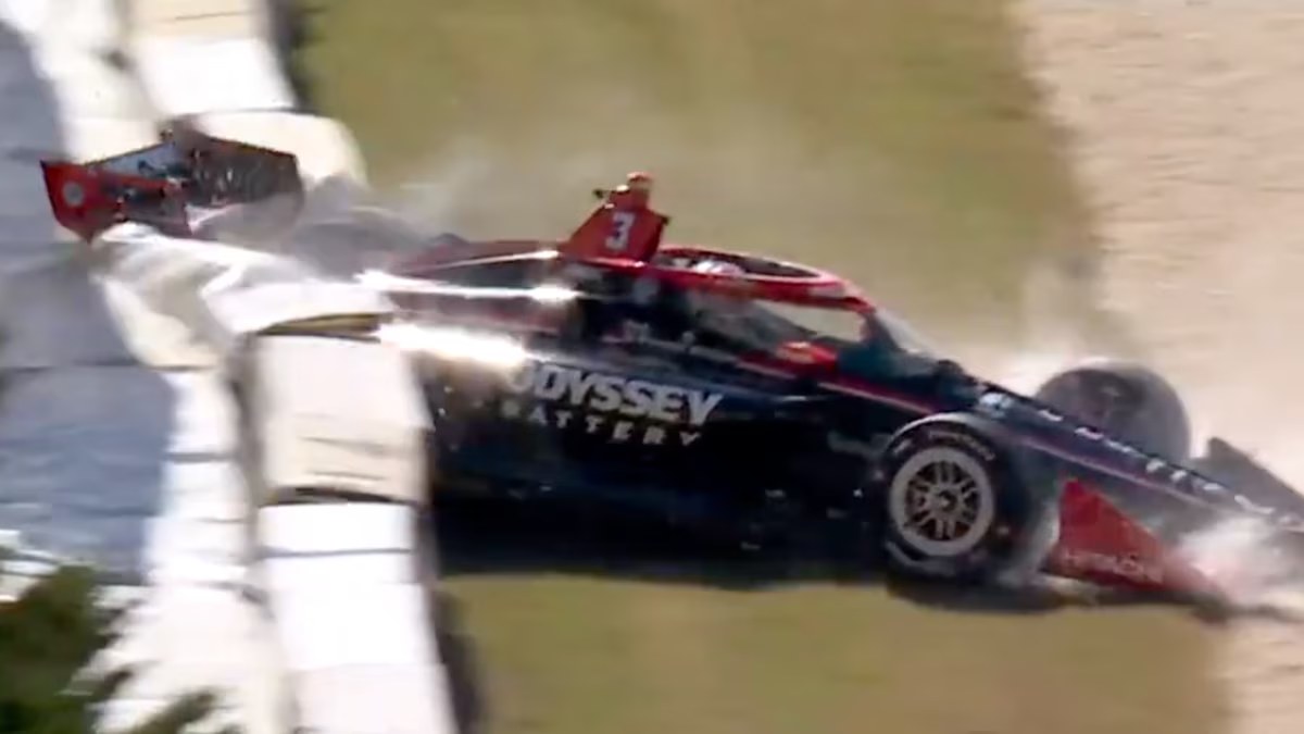 Accidente impactante en IndyCar: McLaughlin se salva