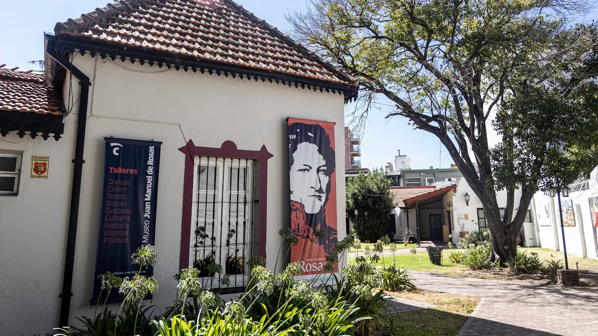 María Herrera: la mujer detrás de Rosas