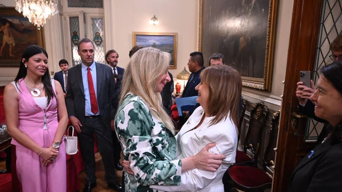 Bullrich y Milei: tregua en el Senado