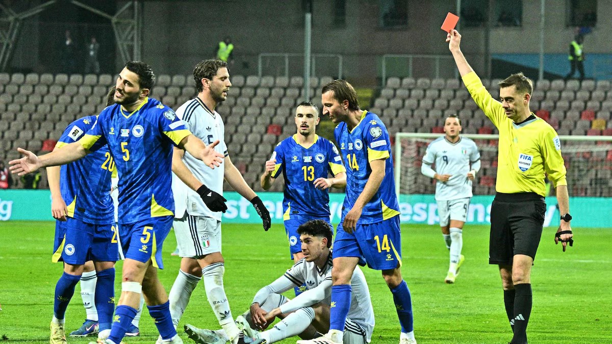 Bastoni, el villano de Italia en su fracaso mundialista